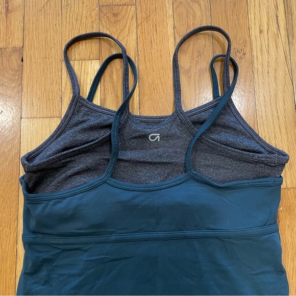 GAPFit forest green tank top with built in heathered gray bra - Picture 3 of 4